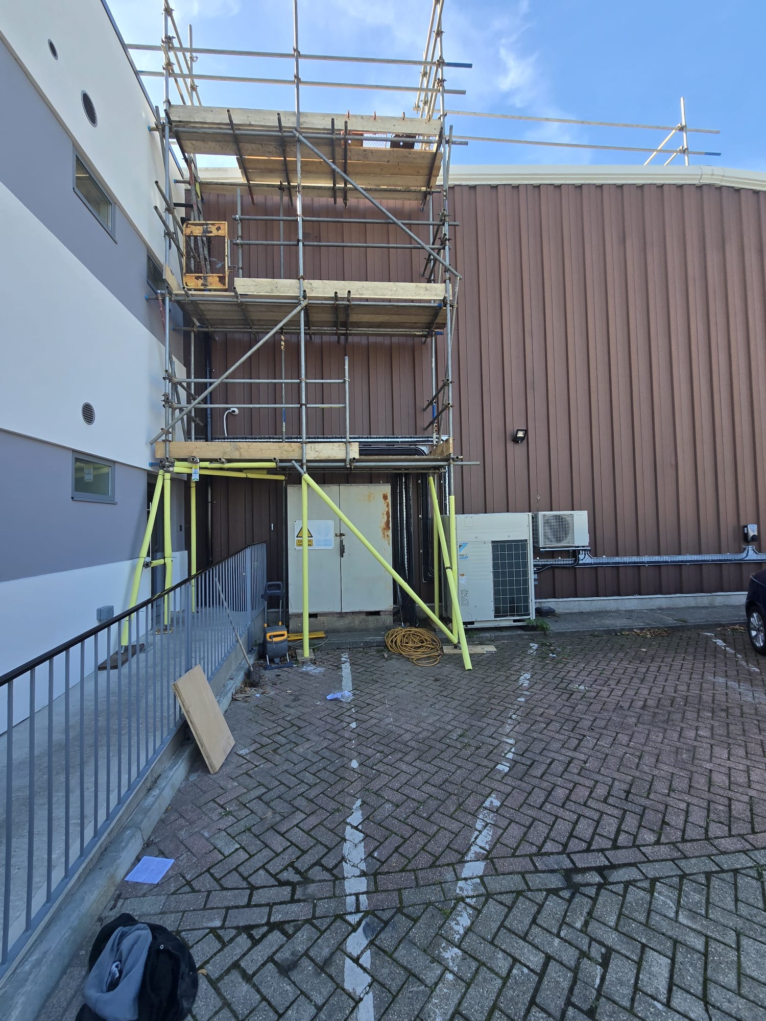 Commercial scaffolding in Rochester by Roman Scaffolding